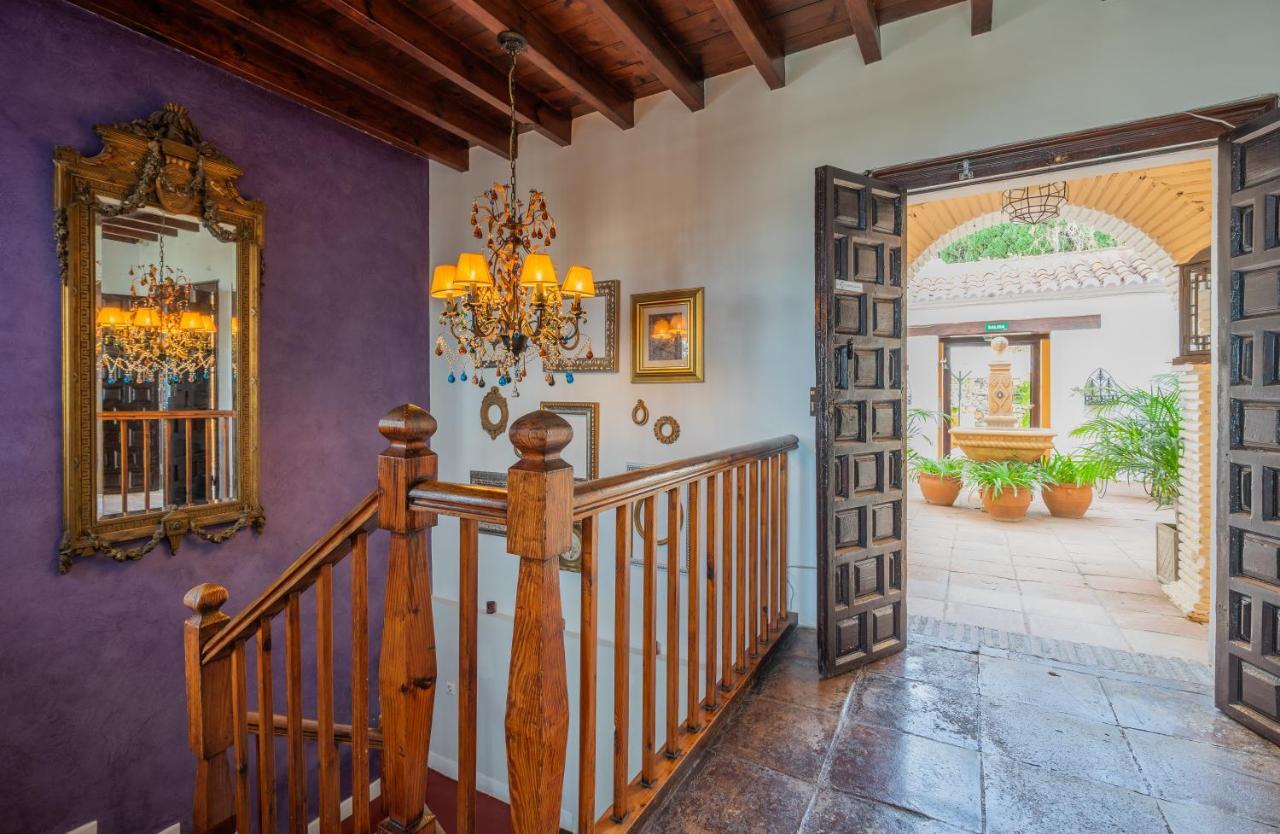 La Tartana Boutique&restaurant *